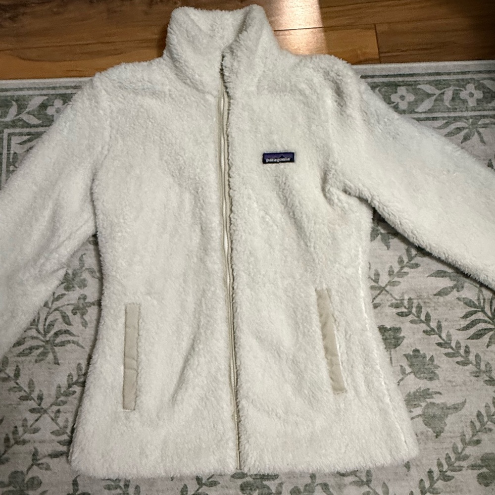 Patagonia Women's Cream Teddy Jacket